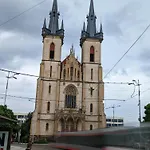B4 Blízko O2 Arény * Praha