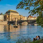 B4 Blízko O2 Arény * Praha